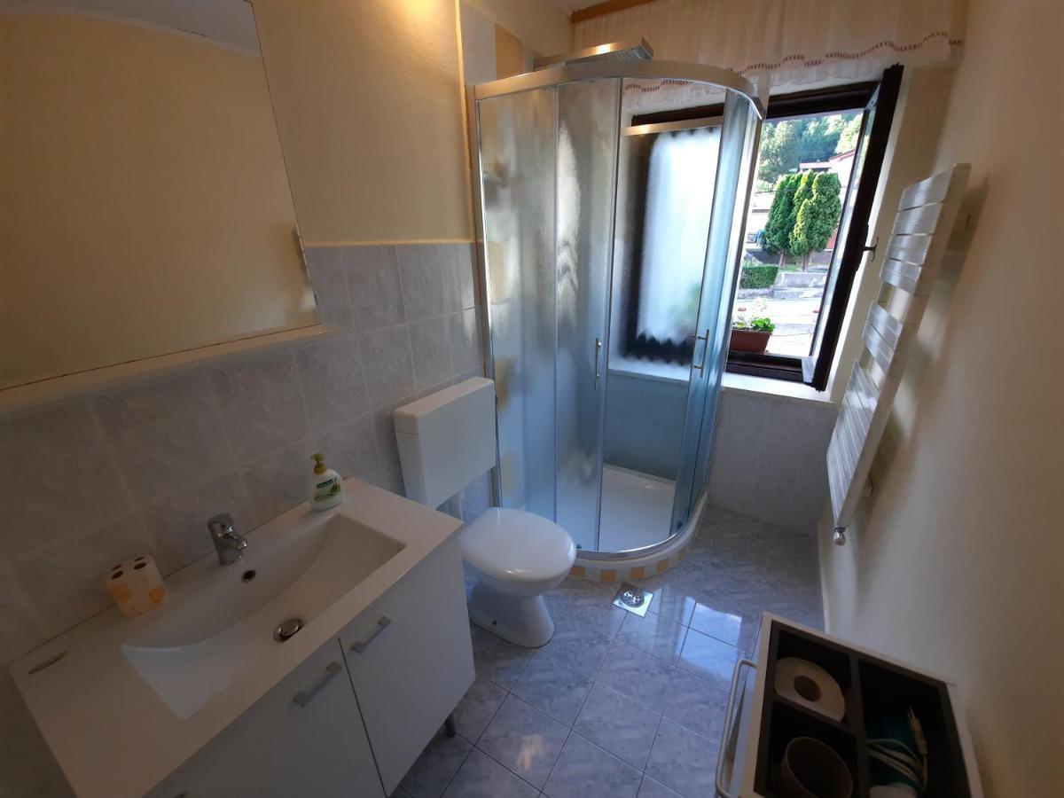 Chalet And Apartment Zonir With Sauna Кобарид Екстериор снимка