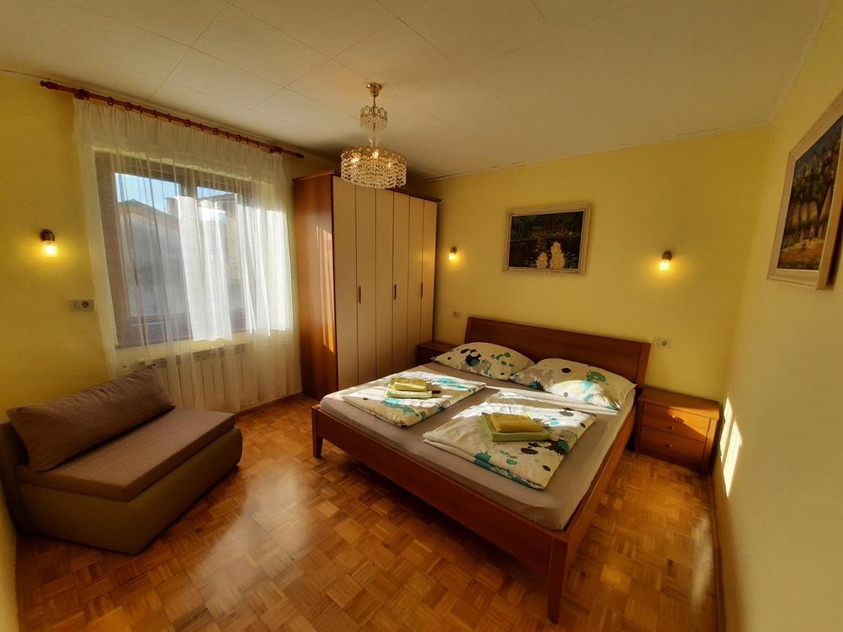 Chalet And Apartment Zonir With Sauna Кобарид Екстериор снимка