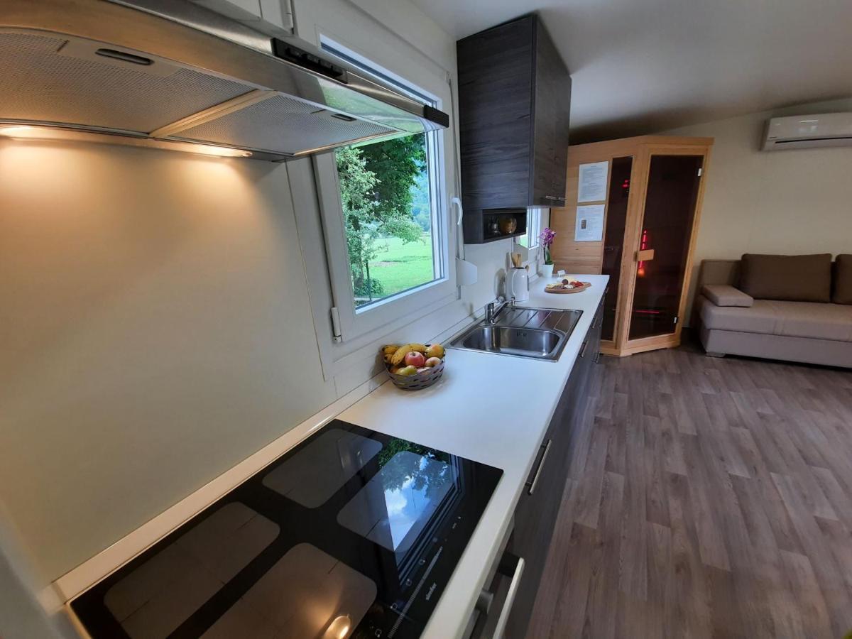 Chalet And Apartment Zonir With Sauna Кобарид Екстериор снимка